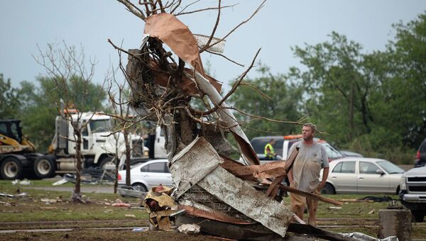 Последствия торнадо в штате Оклахома, США