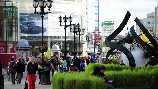 Вид на пешеходную улицу Вайнера в центре Екатеринбурга. Архивное фото