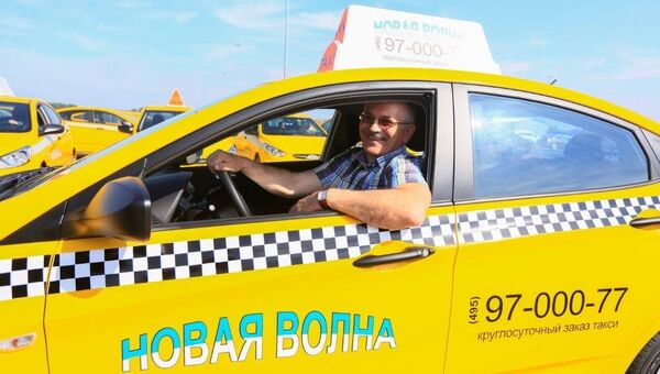 Компания СОЛТ передала в лизинг первую партию такси для Москвы