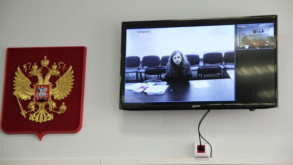 Заседание Березниковского городского суда по делу об УДО Марии Алехиной