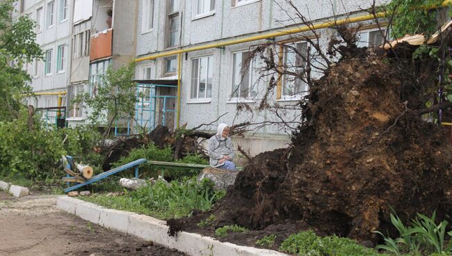 Последствия смерча в городе Ефремов Тульской области