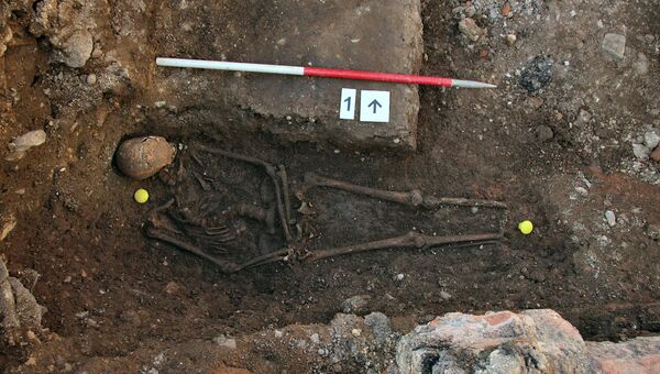 Скелет и могила Ричарда III, обнаруженные на месте современной муниципальной автостоянки в Лейчестере