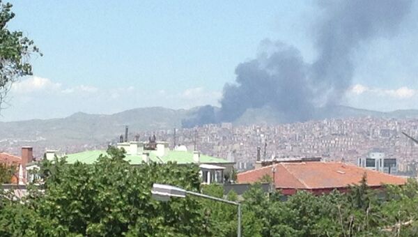 Склад резины горит в столице Турции Анкаре