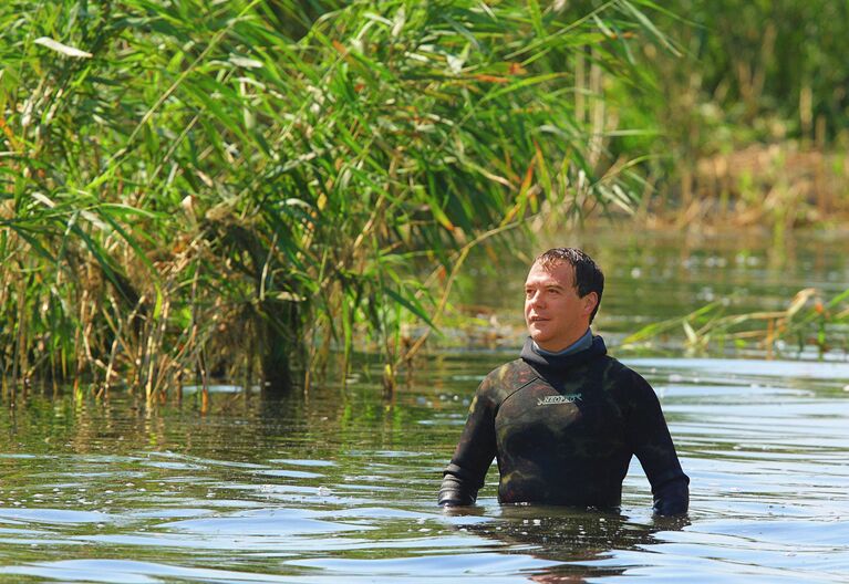 Дмитрий Медведев на отдыхе в Астраханской области, 2009 год