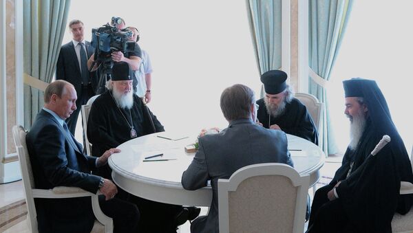 Встреча президента РФ с патриархами Кириллом и Феофилом III