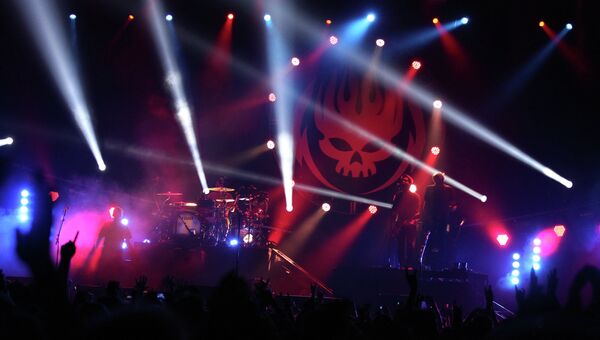 Концерт группы The Offspring, архивное фото