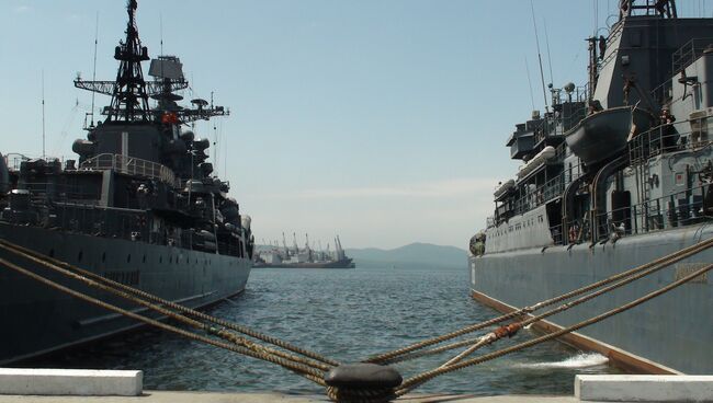 Корабли ТОФ во Владивостоке. Архив.