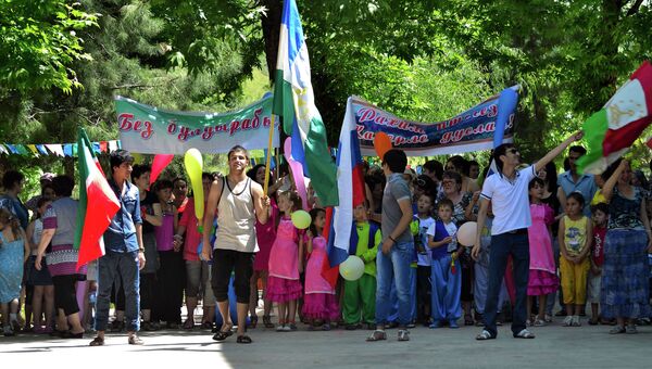 Таджикистан первый в СНГ провел национальный татарский праздник - Сабантуй