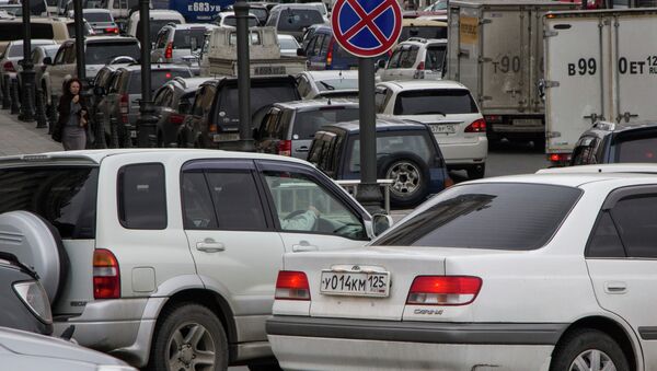 Автомобильная пробка во Владивостоке. Архивное фото