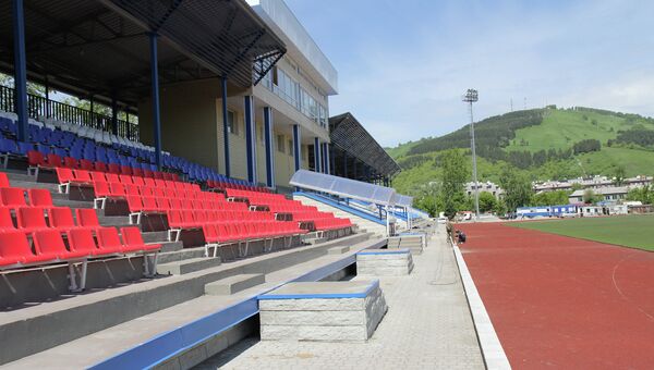 Стадион Спартак в Горном Алтае