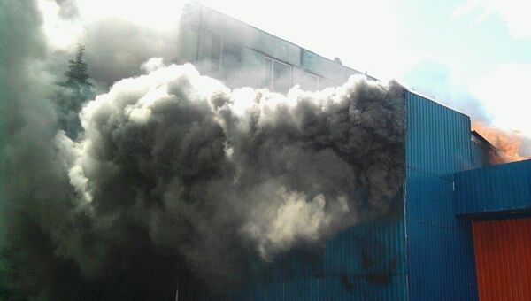 Пожар в складском помещении магазина в Мытищах