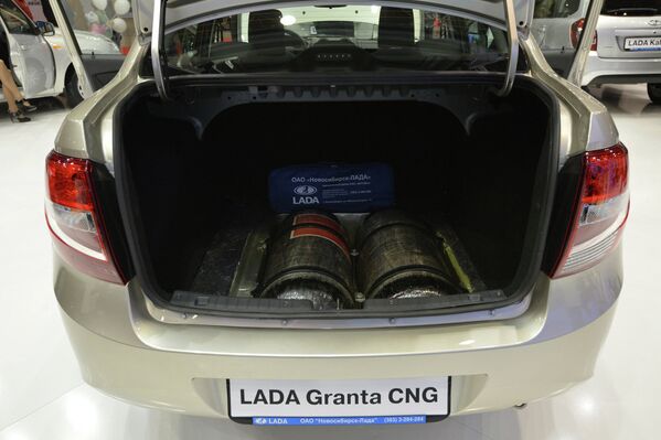 Автомобиль Lada Granta на крупнейшей автовыставке Сибири АвтоСиб – 2013