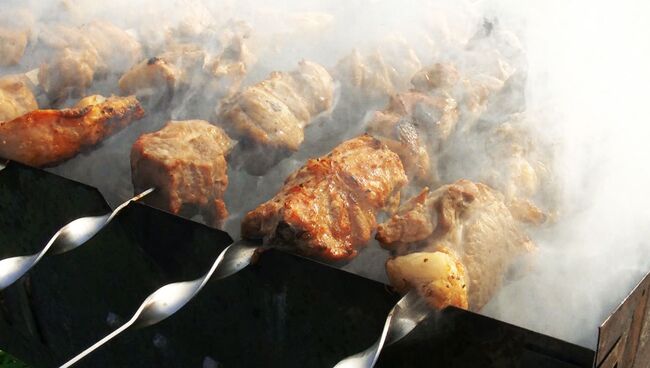 Как замариновать мясо для шашлыка по-армянски на пикнике