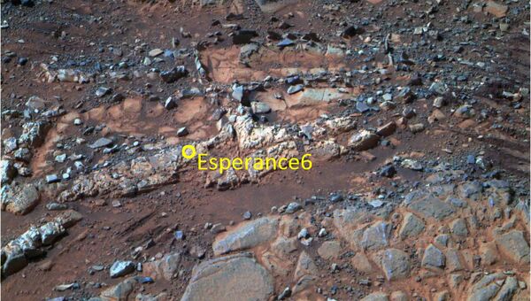 Камень Esperance6, где марсоход Opportunity обнаружил признаки существования в прошлом на Марсе пресной воды