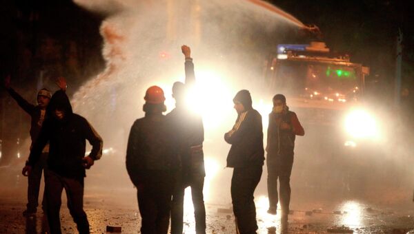 Полиция применила спецсредства для разгона участников митинга в Анкаре