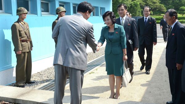 Встреча делегаций Северной и Южной Корей