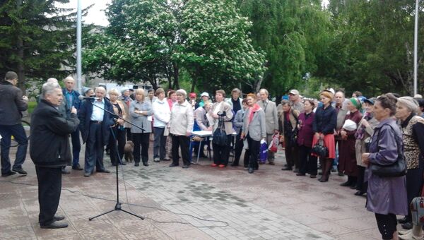 Активисты вышли на пикет в защиту Нарымского сквера в Новосибирске