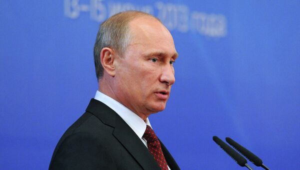 В.Путин выступил на семинаре для для глав регионов РФ