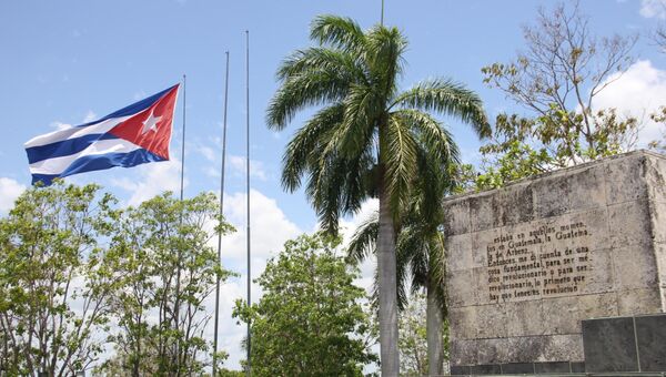 Мемориал Че Гевары в Санта-Кларе - место паломничества сторонников левых идей со всего мира