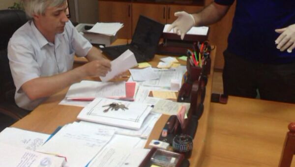 Оперативники поймали на взятках преподавателей вузов Дагестана