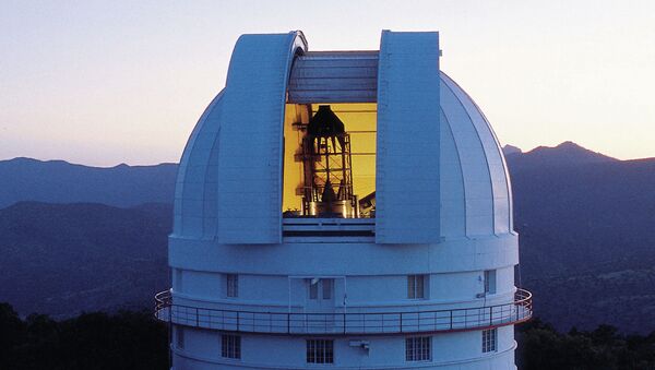 Башня телескопа обсерватории Макдональда в США