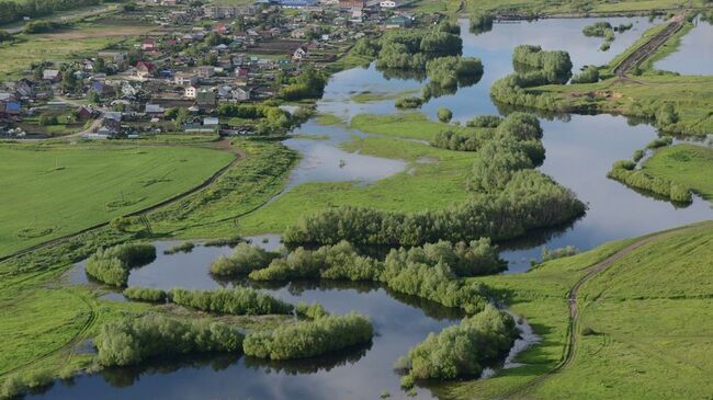 Река. Архив