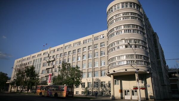 Здание областного правительства в Новосибирске, архивное фото