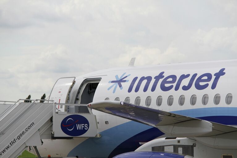 Sukhoi Superjet 100 на авиасалоне Ле Бурже