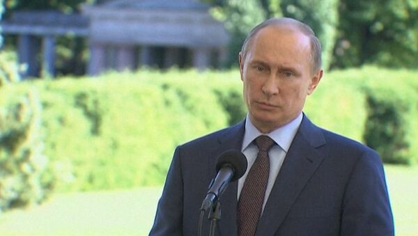 Путин объяснил, почему Россия не может выдать Сноудена США