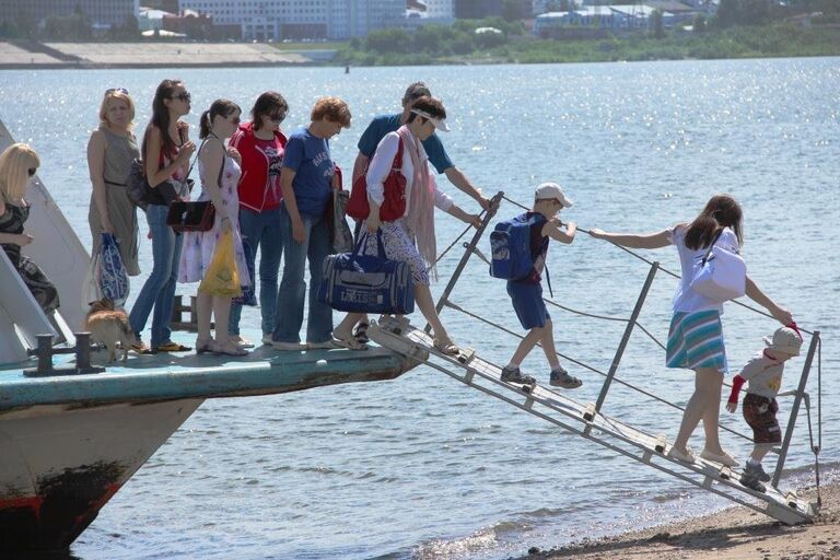 Пляж на Семейкином острове в Томске: подготовка к открытию