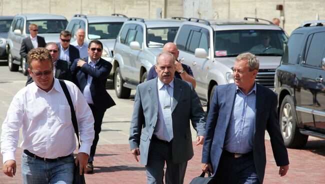 Юрий Горбенко (в центре) бывший директор Бурейской ГЭС Юрий Горбенко (в центре) бывший директор Бурейской ГЭС