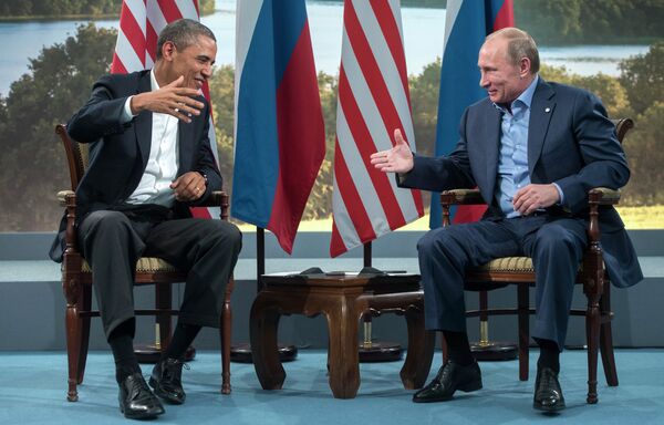 Президент России Владимир Путин (справа) и президент США Барак Обама Президент России Владимир Путин (справа) и президент США Барак Обама
