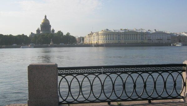 Летнее утро в Петербурге