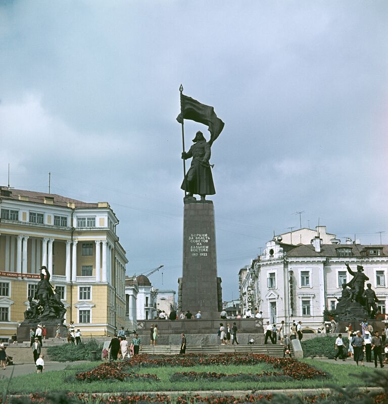 Памятник борцам за власть Советов во Владивостоке, 1966 год