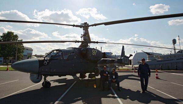 Вертолет Ка-52 на международном военно-морском салоне в Санкт-Петербурге