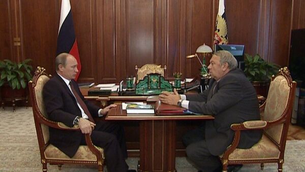 Путин объяснил главе РАН, почему нельзя отложить решение о реформе академии