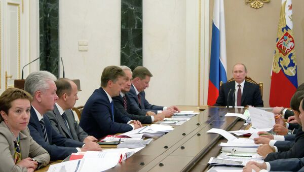 В.Путин провел совещание о развитии столичного авиационного узла