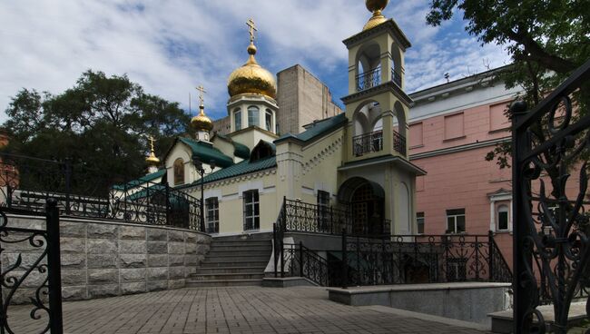 Храм Успения Пресвятой Богородицы во Владивостоке, архивное фото