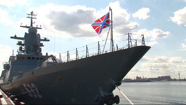 Фрегат 7. Военно-морской салон 2015 год голландский корабль. ВМС Нидерландов. Семь провинций корабль. 7 Провинций корабль.