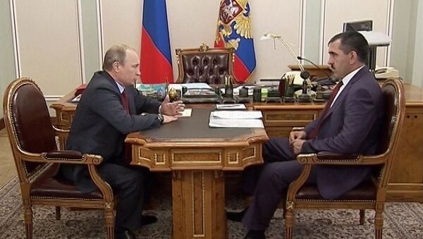 Евкуров попросил Путина о досрочной отставке для участия в выборах