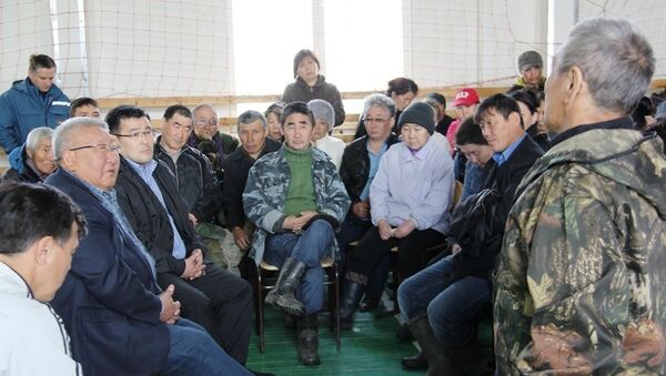 Встреча Егора Борисова с родственниками пассажиров, погибших в аварии Ми-8
