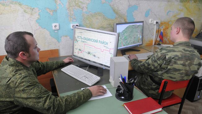 Личный состав топографической службы Южного военного округа занимается разработкой трехмерных моделей карт, архивное фото