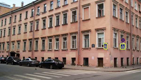 Доходный дом Ефреинова на Казначейской (Малой Мещанской) улице в Петербурге. Архивное фото