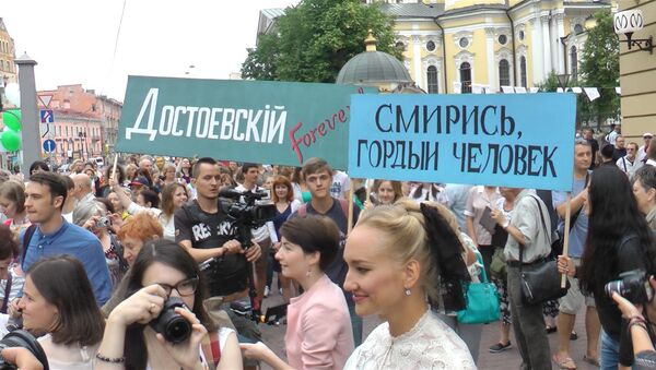 Петербург отметил День Достоевского вместе с героями его произведений