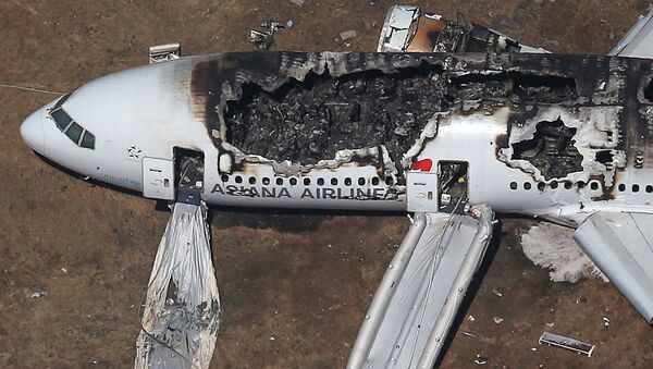 Сгоревший Boeing 777 в аэропорту Сан-Франциско