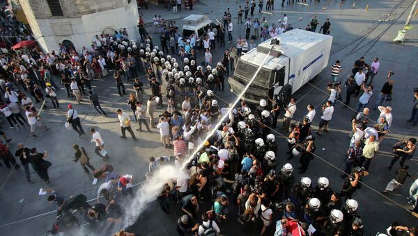 Полиция пресекла акцию протеста в Стамбуле