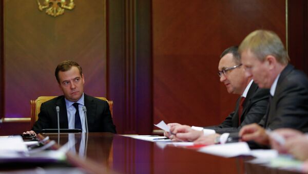 Д.Медведев провел совещание по сельскохозяйственным работам