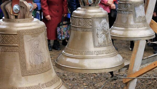 Митрополит Ростислав освятил колокола для нового храма под Томском