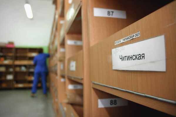 Почтовые будни: сортировка и рентген писем из-за рубежа в Новосибирске