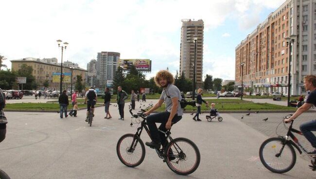 Велопробег блогера Варламова в Новосибирске